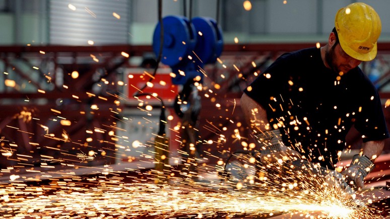 Sanayi üretim endeksi martta aylık yüzde 3,4 arttı
