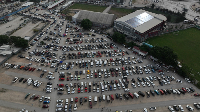 Bursa'da uygun fiyatlı otomobiller kapış kapış satılıyor! Bayram öncesi yoğunluk başladı