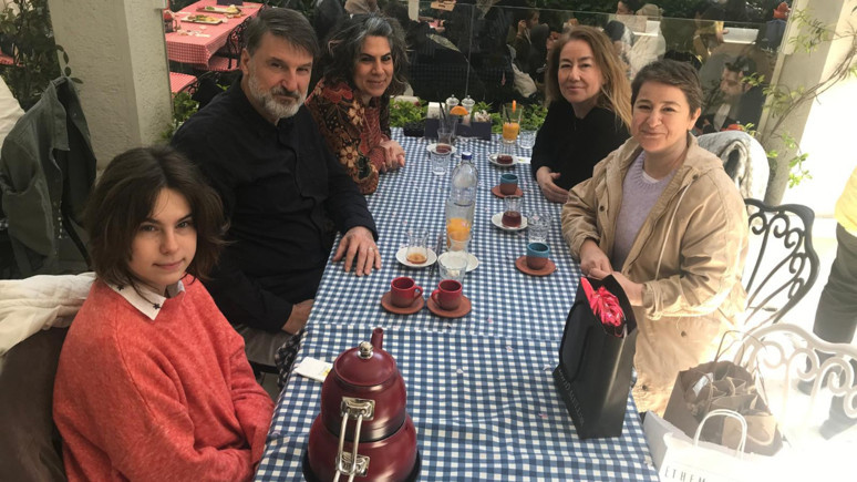 Kiraz Perinçek Karavit, gönül insanı Yılmaz’ı Aydınlık’a anlattı: ‘Tanrı’nın özene bezene yarattığı yeryüzü ve arkadaşım Gülay Yılmaz’