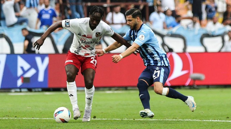 Adana Demirspor ile Gaziantep FK yenişemedi! Karşılaşma 2-2 sona erdi