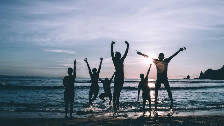 İstanbul'da denize girmenin bedeli belli oldu! O plajlara mavi bayrak yağdı!