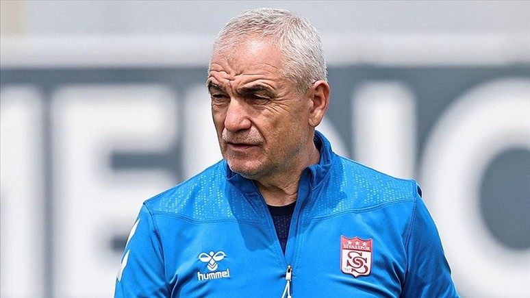 Rıza Çalımbay, Sivasspor'a veda etti