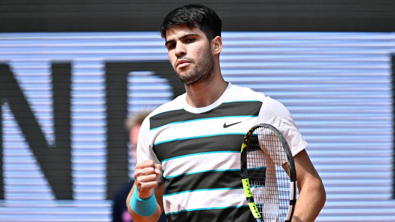 Roland Garros'ta şampiyon Carlos Alcaraz oldu! Finalde Jannik Sinner'i 3-2 mağlup etti