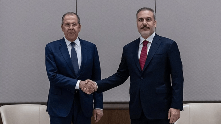 Bakan Fidan, Lavrov ile görüştü