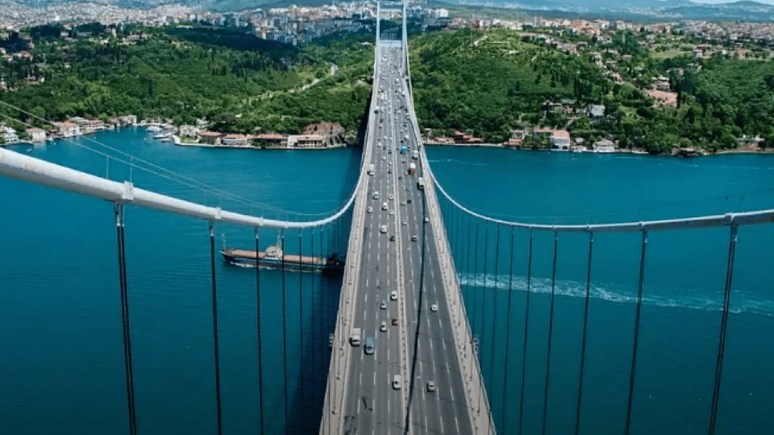Boğaz'daki geçiş ücretlerine yüzde 15 zam yapıldı!