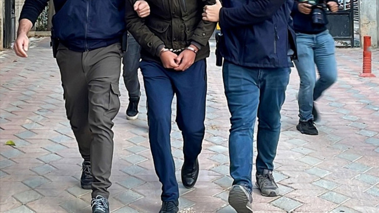 FETÖ operasyonu: 14 ilde eş zamanlı baskın! 176 asker hakkında gözaltı kararı