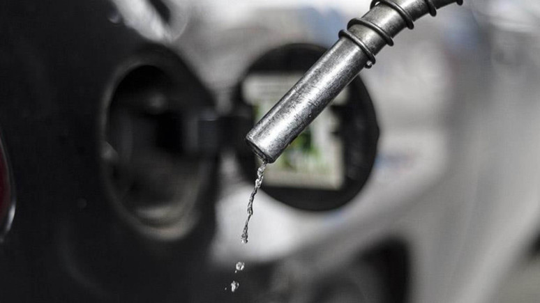 Benzine 2,63 TL, motorine 4,03 TL indirim geldi! Akaryakıt fiyatları 50 TL’nin altına düştü!