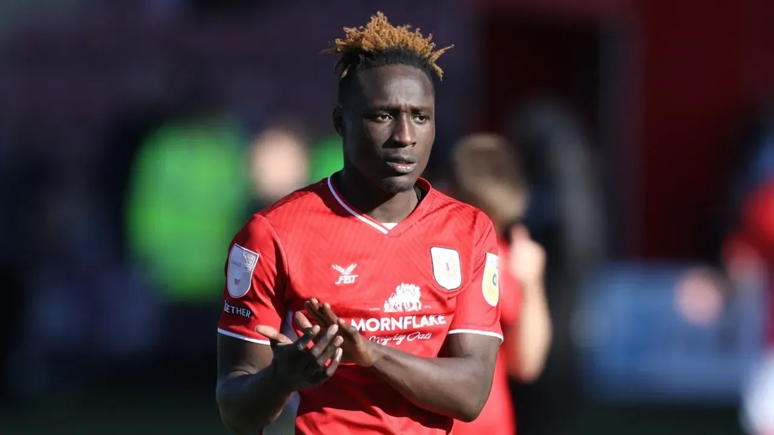 Süper Lig ekibini karıştıran transfer! Stadı bile gezdi ülkesine geri kaçtı