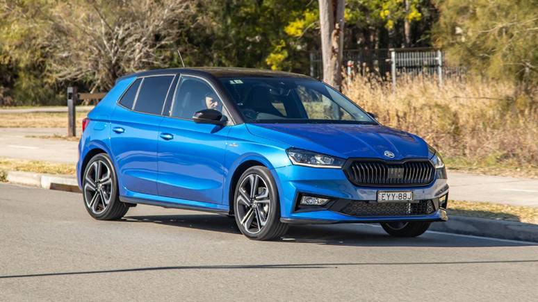 Skoda güncel fiyat listesi belli oldu! Sevilen modeller Fabia ve Octavia'ya zam geldi