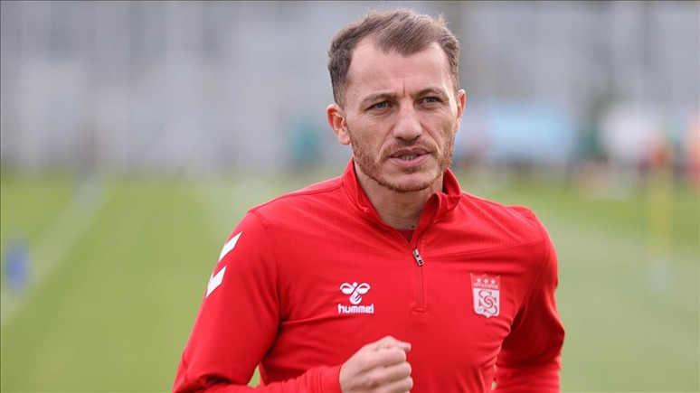 Ziya Erdal'dan Sivasspor'a veda mesajında sert tepki!