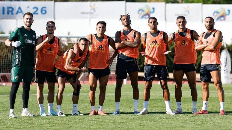 Fenerbahçe, hazırlıklarını sürdürdü