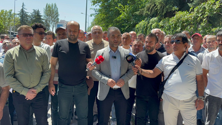 5 aydır maaşlarını alamıyorlar! Doruk Madencilik işçilerinden Bakanlık önünde eylem