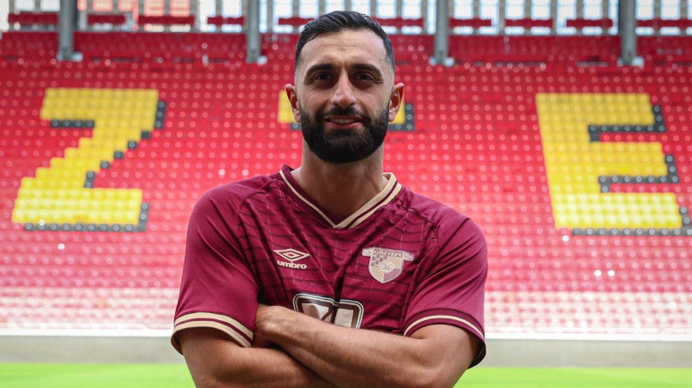 Göztepe, Efkan Bekiroğlu'yu transfer etti