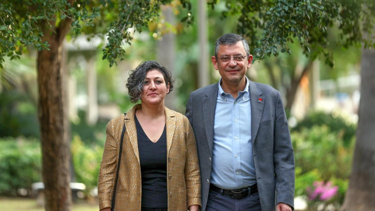 Özgür Özel eşinin maaşını açıkladı: 'Yüksekten ödedik, ödedik...'