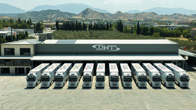 DNT Uluslararası Nakliyat 120 Volvo FH500 aldı