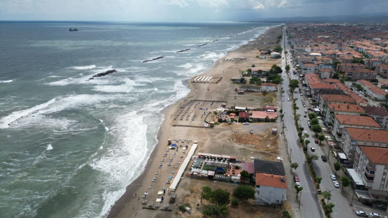 Sakarya’nın ilçelerinde denize girişler yasaklandı