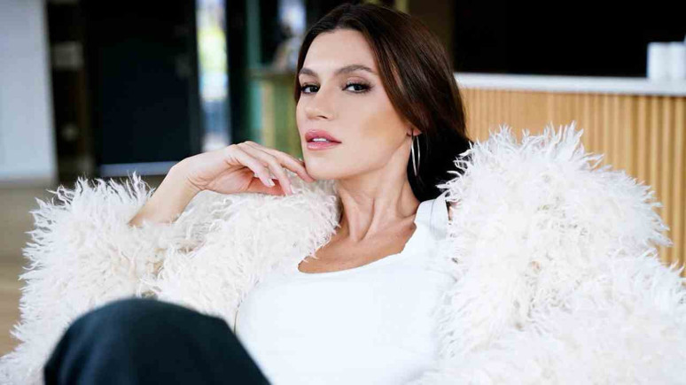 Arka Sokaklar'ın Zeliş'i Yüsra Geyik'in yeni projesi belli oldu!