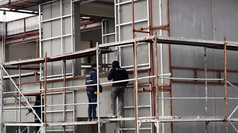 Çorlu'da feci ölüm! 5. kattan düşen işçi hayatını kaybetti