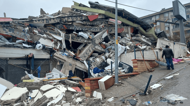 Müteahhit 'Suç olduğunu bilmiyordum' dedi! 6 Şubat depremlerinde 44 kişi yaşamını yitirmişti...