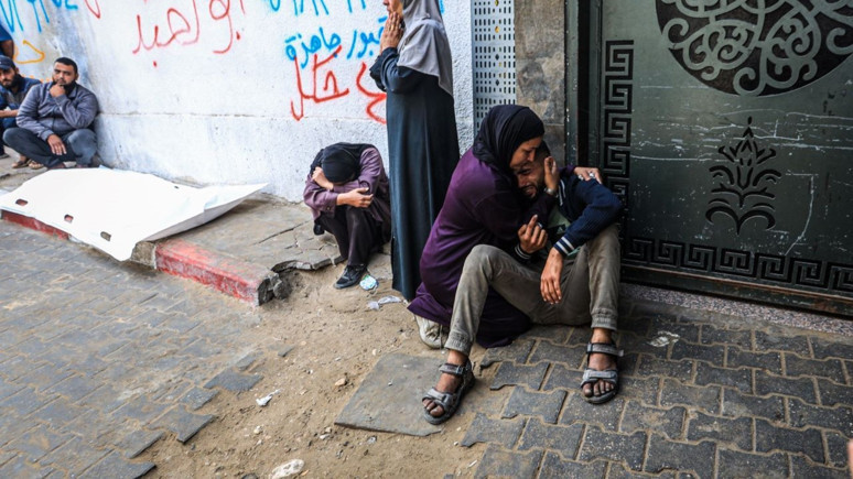 İsrail'in Gazze'deki katliamında can kaybı 100'ü aştı, sözde ateşkes yeniden yürürlüğe girdi