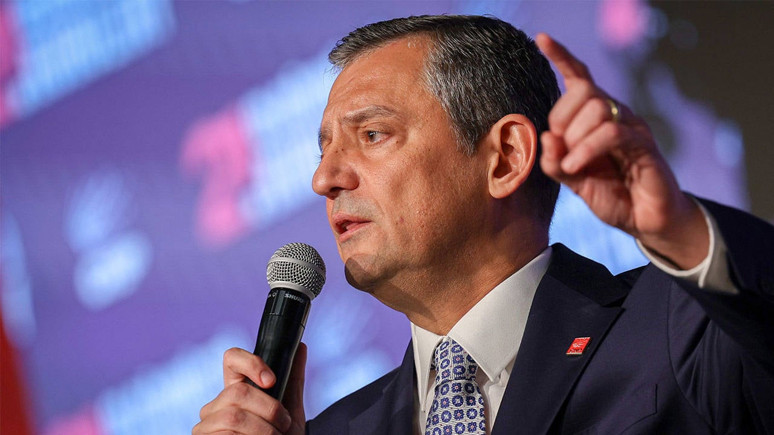 Özgür Özel, kendisiyle görüşmeyen İngiltere Başbakanı'na demediğini bırakmadı