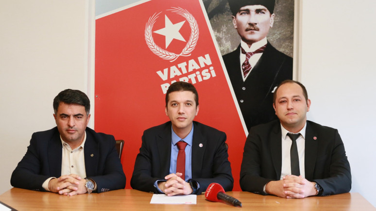 Gidene güle güle politikası terk edilmeli