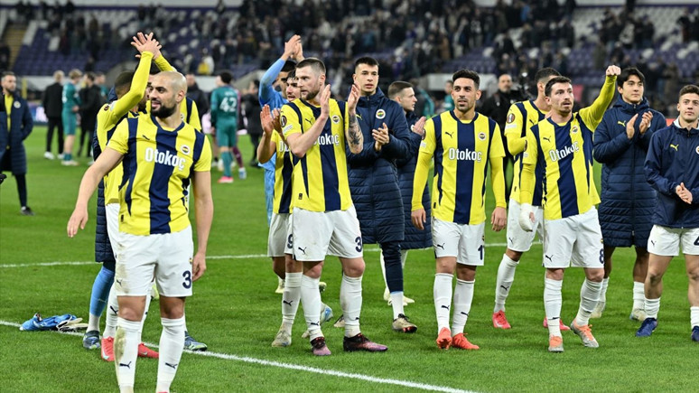 Dünya devi, Fenerbahçe'nin yıldızına teklif yaptı! Bir saniye düşünmeden yanıtladı