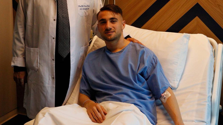 Galatasaray'da Yunus Akgün ameliyat oldu