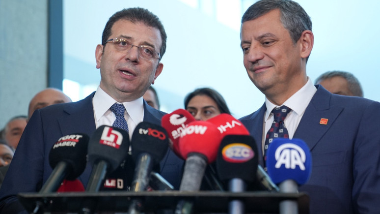 Biri meydandan biri manşetten mesaj verdi! CHP'de adaylık krizi sil baştan