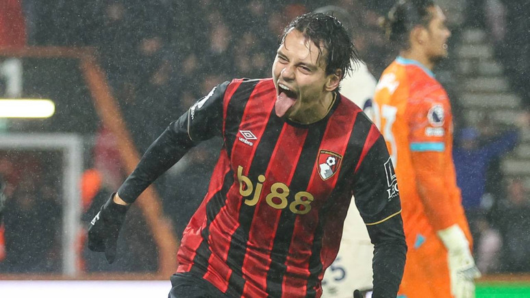 Enes Ünal, Boutnemouth'a puanı getirdi