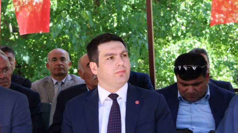 KDHC'yi hedef alan Turhan Çömez'e, Özgür Bursalı'dan yanıt: 'NATO adına propaganda faaliyeti'