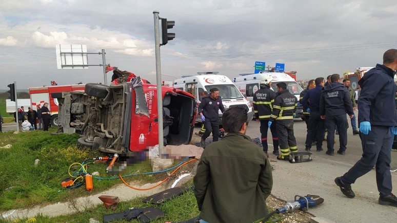 Tekirdağ'da büyük kaza: 5 can kaybı var... - Resim : 2