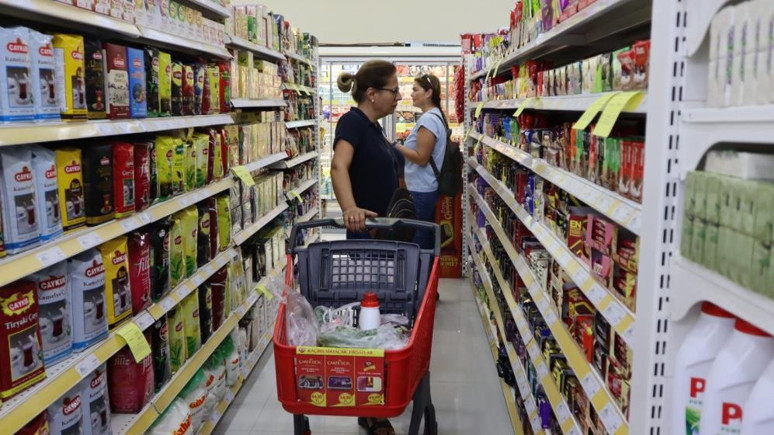 Bursa'da indirim dolu günler devam ediyor! Vatandaşlar adeta akın ediyor - Resim : 1