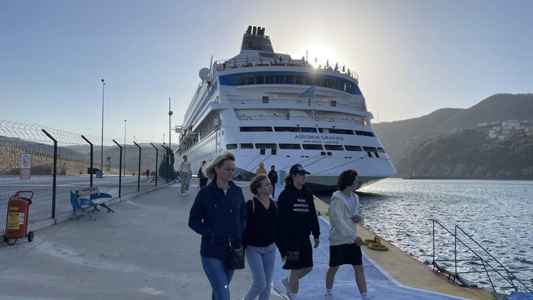 Rus turistler Karadeniz'deki bu ilçeye akın akın geliyor