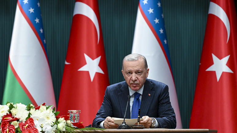 Cumhurbaşkanı Erdoğan, Özbekistan Cumhurbaşkanı Mirziyoyev ile görüştü - Resim : 2