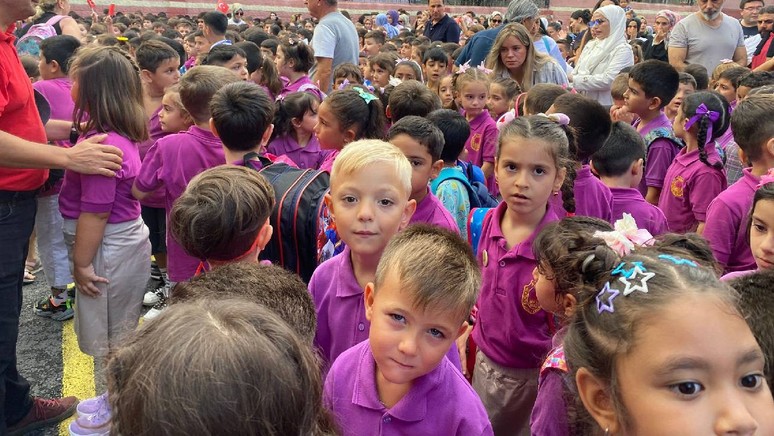 Tatil bitti! 20 milyon öğrenci okula döndü - Resim : 2