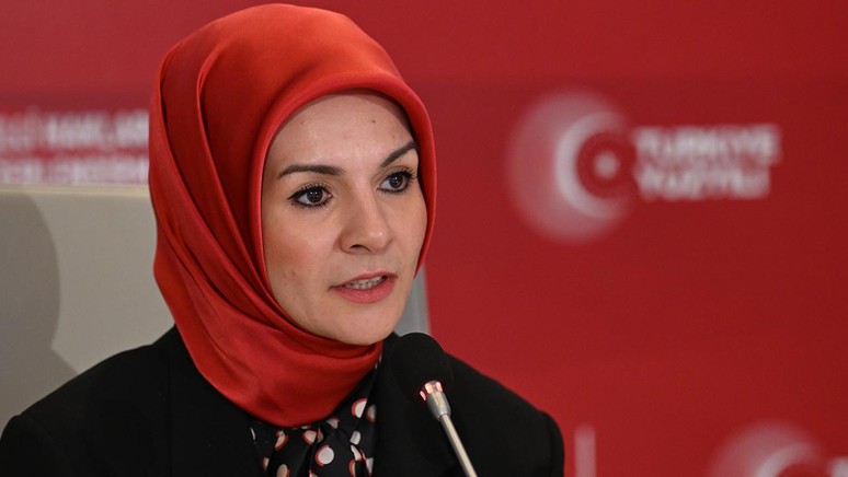 Bakan duyurdu: Yaşlı aylığı ödemeleri hesaplara yattı - Resim : 1