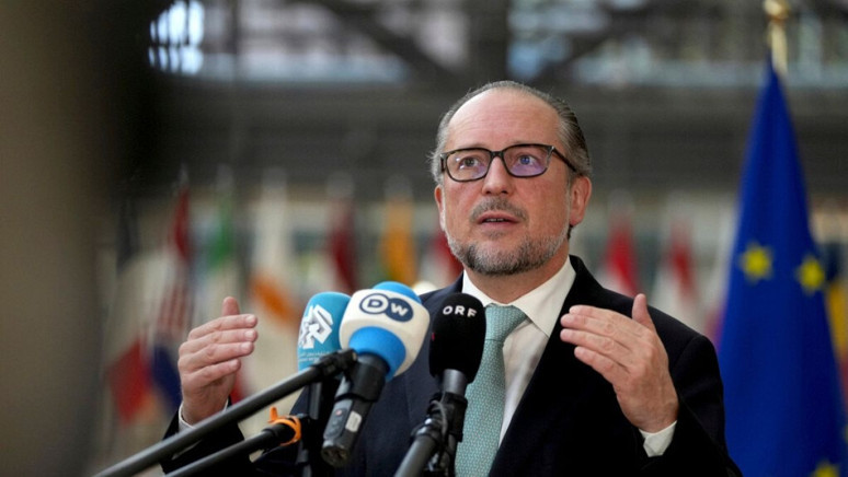 Avusturya Dışişleri Bakanı Schallenberg, başbakanlık görevini devraldı