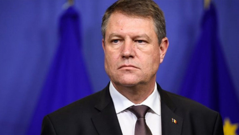 Seçimler iptal edilmişti! Romanya Cumhurbaşkanı istifa etti - Resim : 1