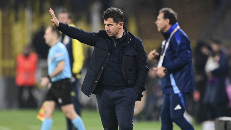 Antalyaspor Teknik Direktörü Emre Belözoğlu: 'İlk 25 dakika çok kolay teslim olduk' - Resim : 1