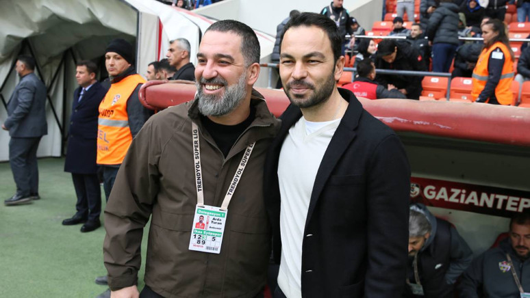 Gaziantep FK Teknik Direktörü Selçuk İnan: 'Çok güçlü bir takımı yendik' - Resim : 1