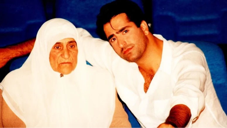 Mahsun Kırmızıgül'ün anne özlemi: Tarağını kızım için saklıyorum - Resim : 2