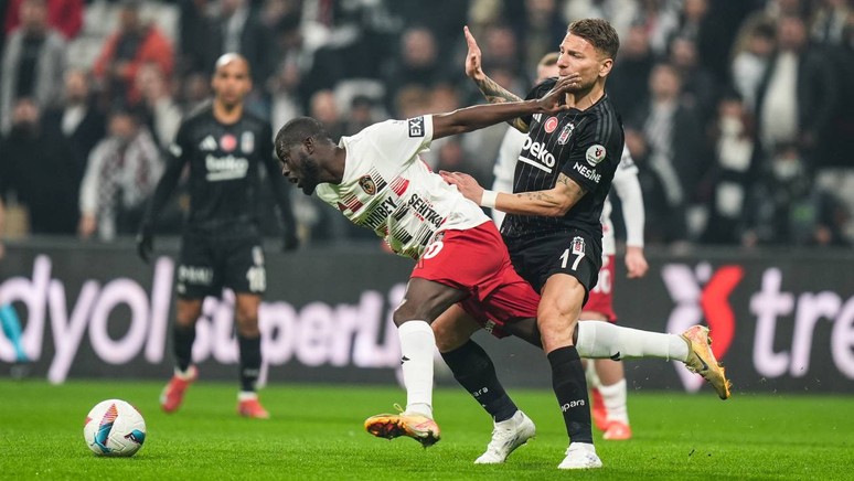Beşiktaş, evinde Gaziantep FK'ye kaybetti! Siyah-beyazlılar 2-1 mağlup oldu - Resim : 2