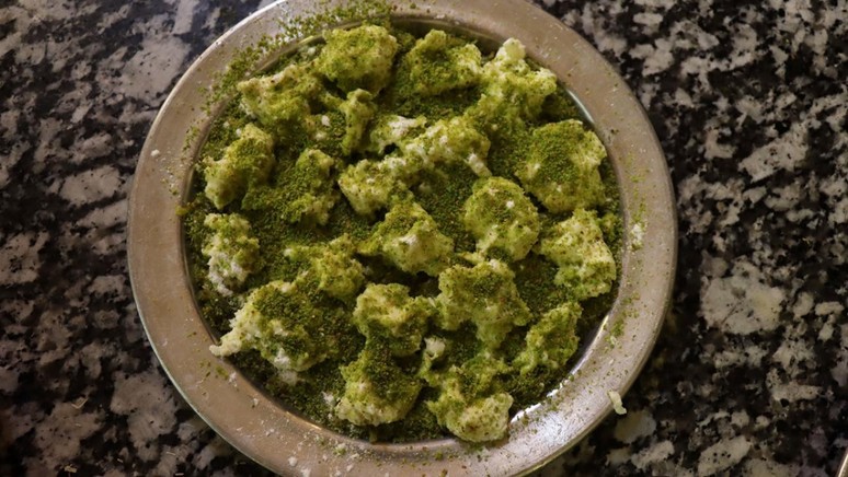 İsminden dolayı birçok insan merak ediyor! Kilis'in tescilli lezzeti iftar sofralarını süslüyor - Resim : 1
