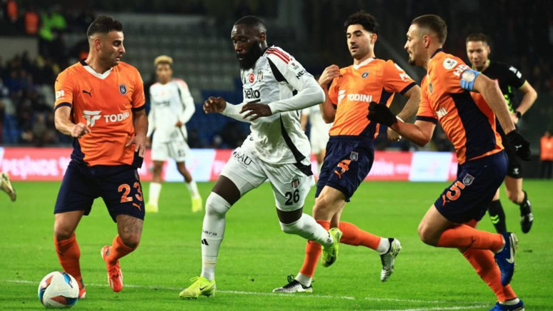 Beşiktaş, Başakşehir'i ağırlıyor! İşte maç öncesi muhtemel 11'ler - Resim : 2