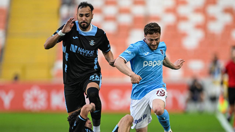 Trabzonspor, Adana Demirspor'u 1-0'la geçti - Resim : 1