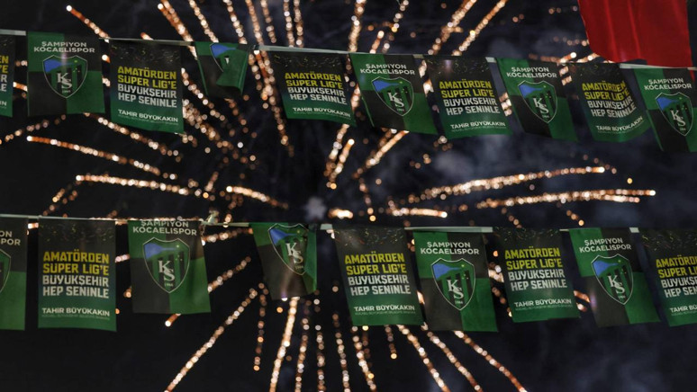 Kocaelispor'da şampiyonluk coşkusu! Kentte kutlama yapıldı - Resim : 1