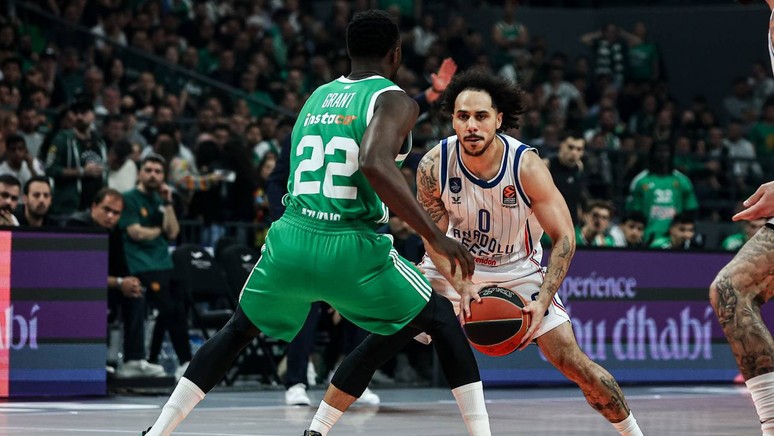Anadolu Efes, Panathinaikos'a kaybetti! Yunanistan temsilcisinden 87-83'lük galibiyet - Resim : 1
