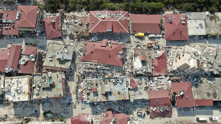 HAARP şarlatanları yeniden sahnede! Komploculara jeofizik dersi - Resim : 1