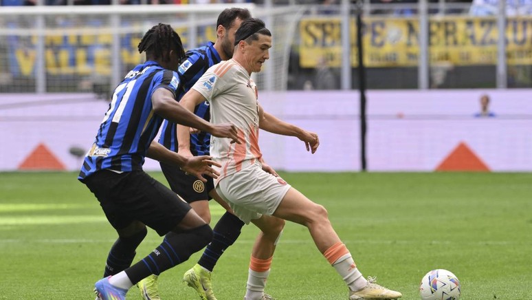 Roma, Inter'i deplasmanda tek golle geçti - Resim : 1